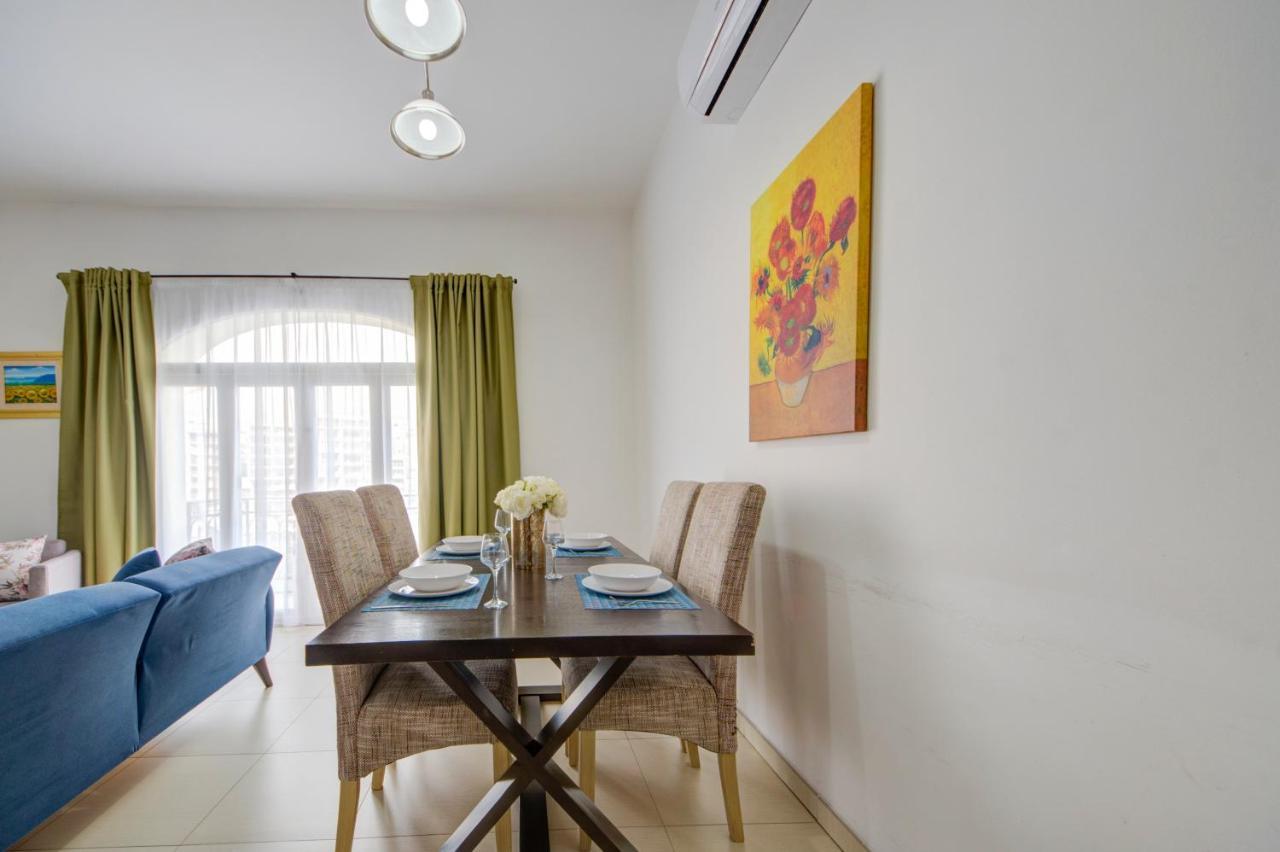 St Julians 2 Bedroom Apartment With Commanding Seaviews By Shortletsmalta Saint Julian's Екстер'єр фото